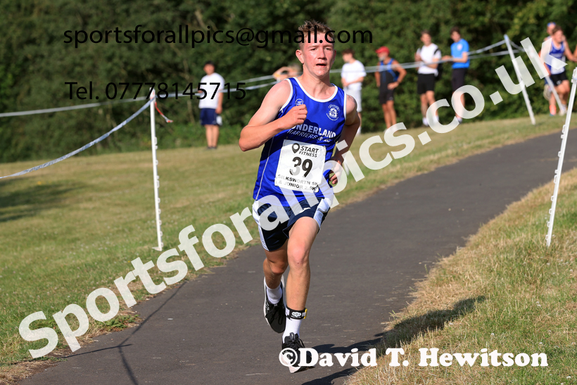Young athletes, 2026 Sunderland 5k, Silksworth, Sunderland. Photo: David T. Hewitson/Sports for All Pics